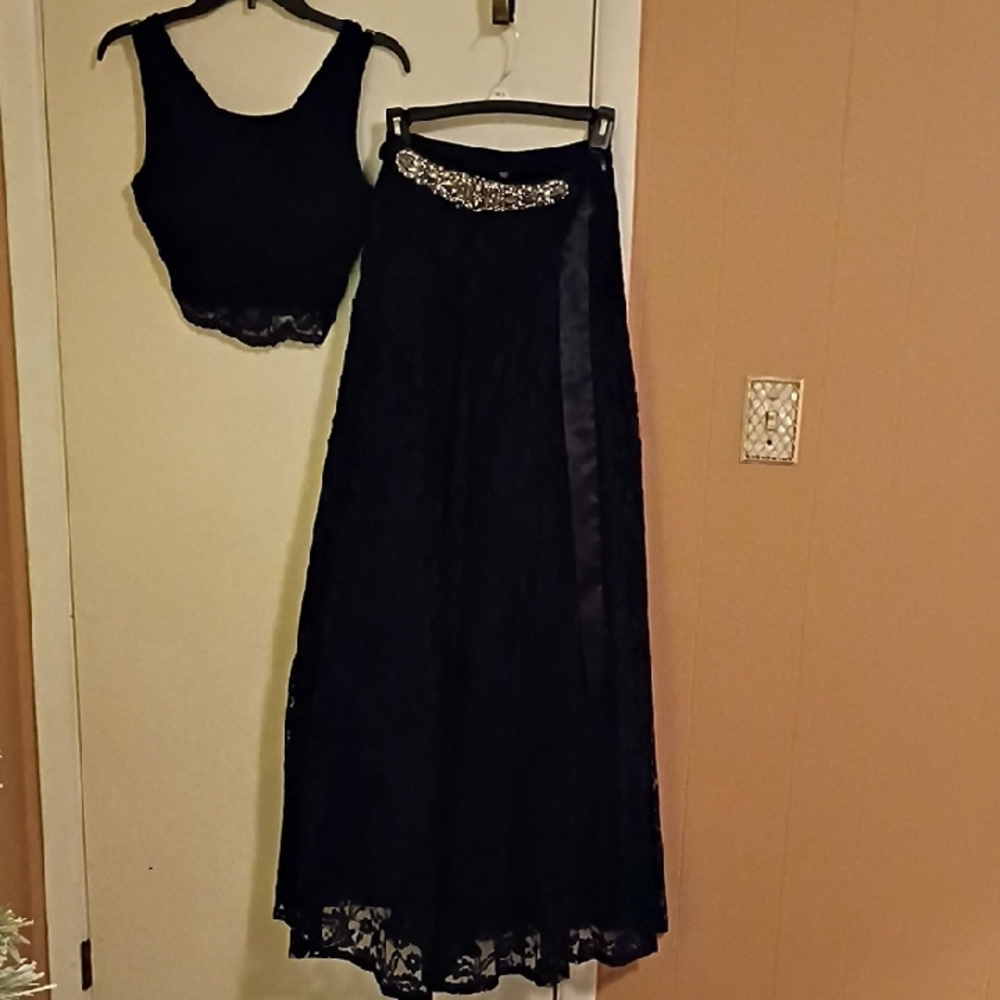 City Triangles Blue Skirt Set with Embellished Waist Size 1